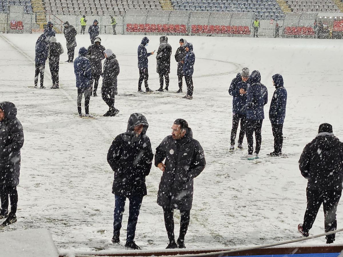 Imagini cu zăpada de la Buzău, înaintea meciului Gloria - FCSB