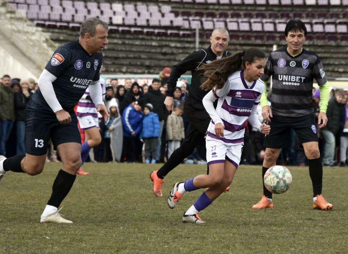Episod istoric de pe stadionul care urmează să fie dărâmat: „1-8 cu Steaua, ne cheamă galeria. Căpitanul: «Bă, dacă nu mă întorc, să-i spuneți că o iubesc!»”