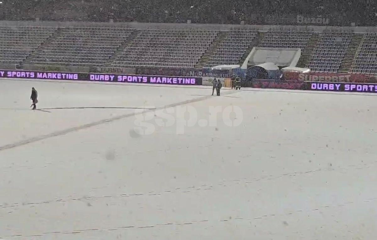 Imagini cu zăpada de la Buzău, înaintea meciului Gloria - FCSB