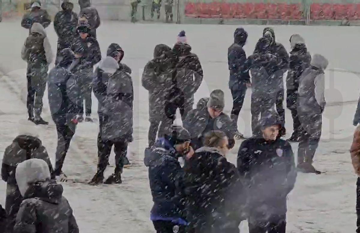 Eugen Neagoe dă vina pe autorități pentru situația de la Buzău - FCSB: „Nu mă ascultă nimeni! Sunt doi muncitori, săracii...”