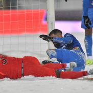 Gloria Buzău - FCSB, disputat pe ninsoare, foto: Cristi Preda / GSP // 16.02.2025