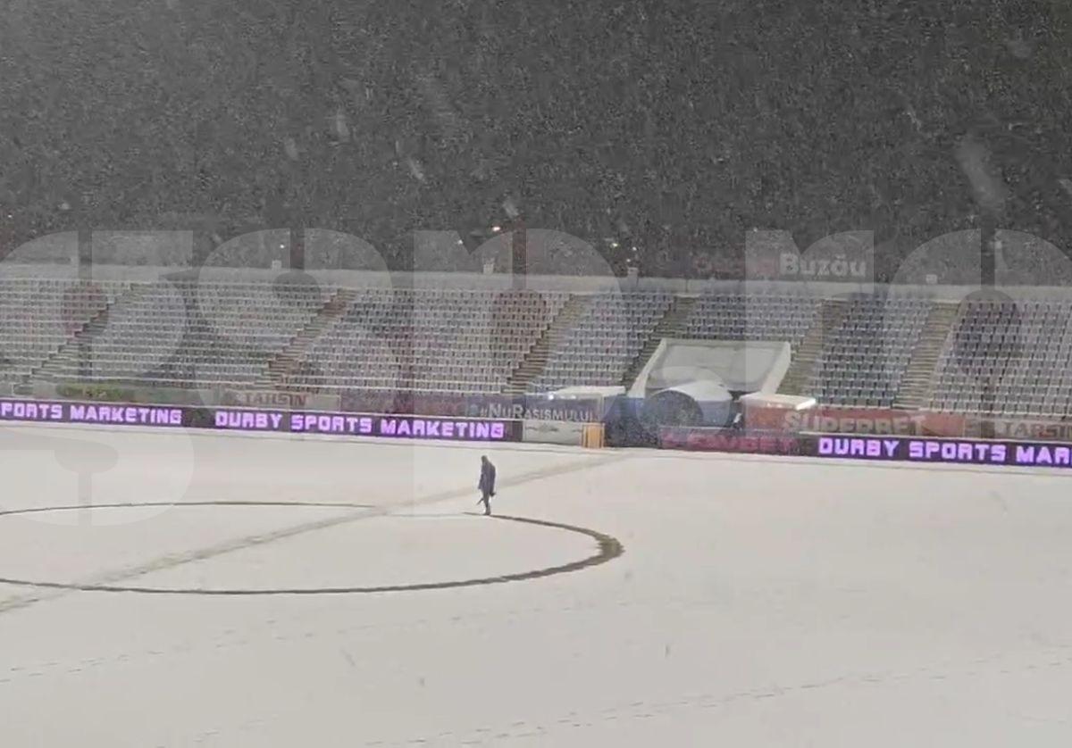 Eugen Neagoe dă vina pe autorități pentru situația de la Buzău - FCSB: „Nu mă ascultă nimeni! Sunt doi muncitori, săracii...”