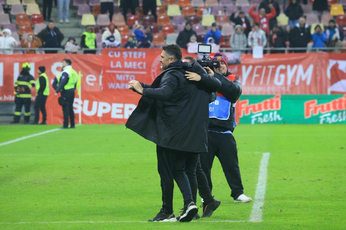 Imagini de la finalul meciului dintre Dinamo și Unirea Slobozia