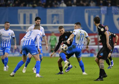 Oleksandr Romanchuk (numărul 3) a acuzat probleme după Universitatea Craiova - FCSB // foto: Cristi Preda (GSP)