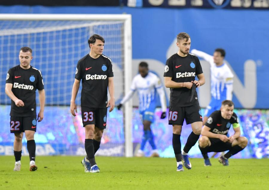 Mihai Toma, Radunovic și Mihai Lixandru, în Universitatea Craiova - FCSB/ Foto: Cristi Preda (GSP) Mihai Stoica, detalii despre transferul lui Mihai Lixandru: „Sunt prieten bun cu impresarul lui”