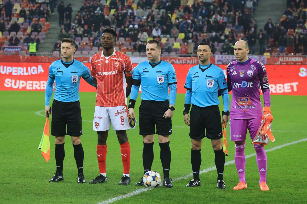 Dinamo câștigă la limită cu Unirea Slobozia, după un festival de ocazii » „Câinii” sunt matematic în play-off!