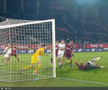 Andrei Chivulete anulează penalty-ul dictat pentru Hermannstadt // foto: capturi Prima Sport