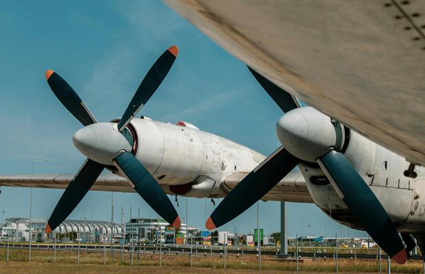 Un pont de aur pentru amatorii de călătorii: parcările alternative din apropierea Aeroportului Otopeni