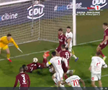 Andrei Chivulete anulează penalty-ul dictat pentru Hermannstadt // foto: capturi Prima Sport