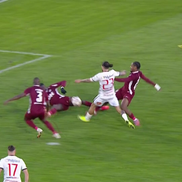 Penalty ratat în Hermannstadt - CFR Cluj. Foto: captură Prima Sport 1