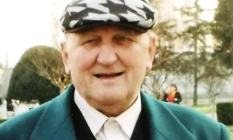 În redarea interceptărilor, misteriosul domn Mărăcine e posibil să fi fost ex-organizatorul de competiții al Târgoviștei, Constantin „Titi” Ionescu, potențial evocat cu identitate conspirativă: Cămătaru folosea, la un moment dat, apelativul „nea Titi” Stenograme incredibile: cum negocia Craiova Maxima vânzarea de meciuri! Cămătaru: „Mi-a dat zece «garoafe»” + „«Materialul» e la Ștefănescu!” » Reacția: „Să fie de capu' lor!”