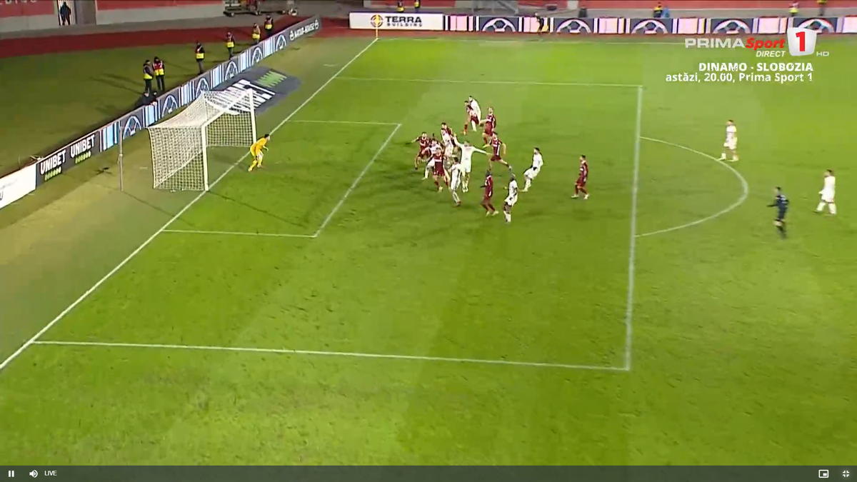 Andrei Chivulete anulează penalty-ul dictat pentru Hermannstadt // foto: capturi Prima Sport