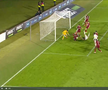 Andrei Chivulete anulează penalty-ul dictat pentru Hermannstadt // foto: capturi Prima Sport