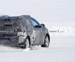 GALERIE FOTO Noul model Dacia Sandero, care va apărea în 2021, testat pe zăpadă: imagini spectaculoase