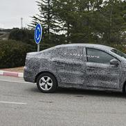 Dacia Sandero, care va apărea în 2021, testat pe zăpadă