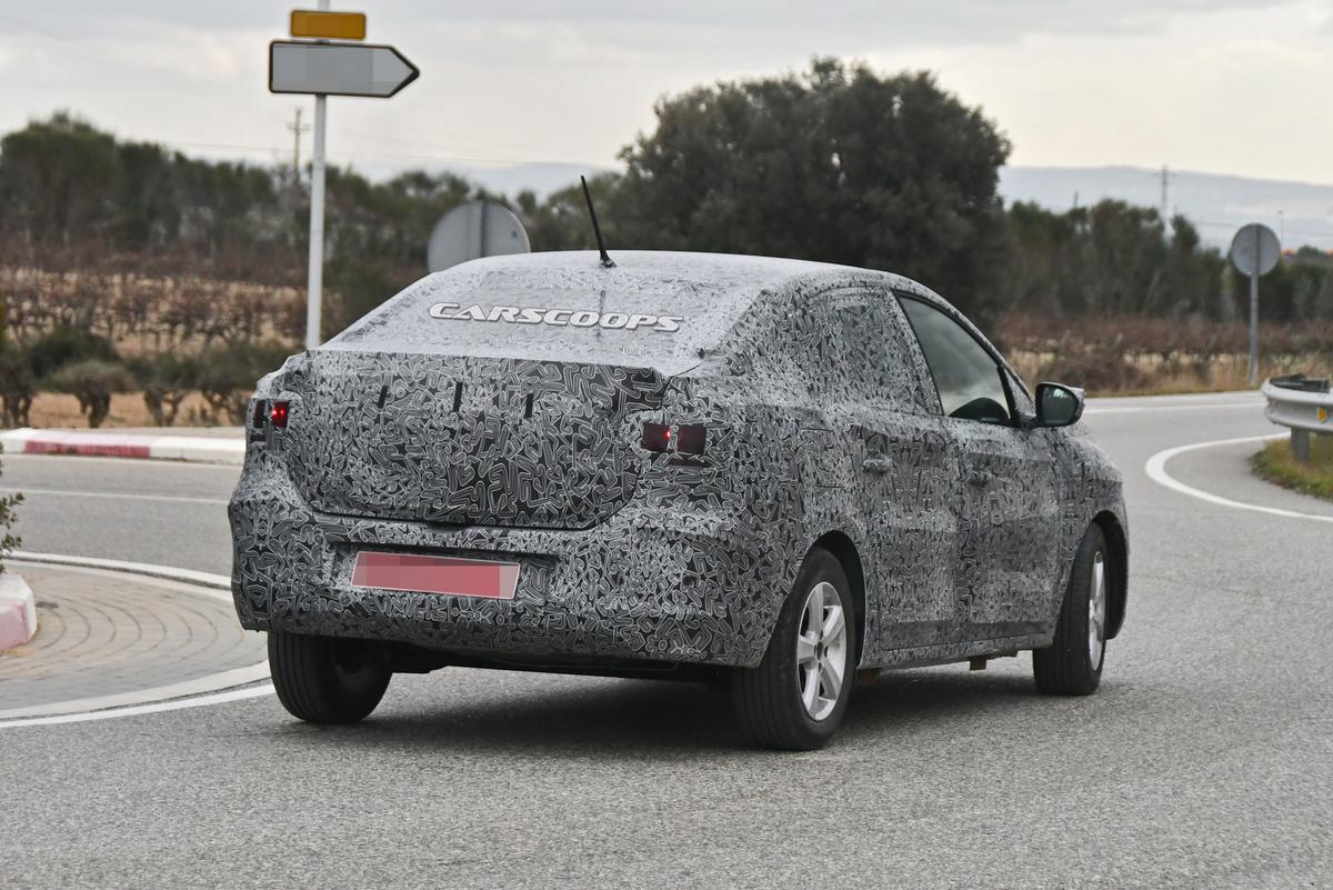 Noua Dacia Sandero, primele imagini surprinse pe străzile în România!