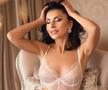 FOTO Carmen Brumă pozează topless și anunță: „Aici m-aș izola”