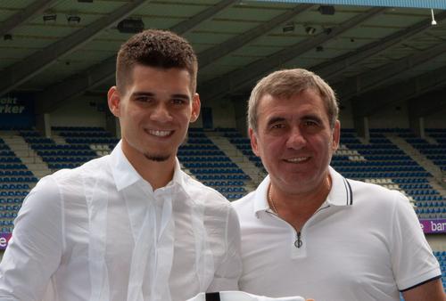 Ianis Hagi (22 de ani) și Gheorghe Hagi (56 de ani) FOTO Viitorul FC