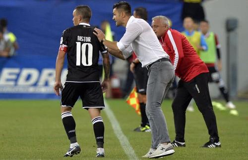 Florin Bratu (41 de ani) a negociat venirea la Dinamo cu cei din DDB. „Mitraliera” nu îi poartă pică lui Gigi Mulțescu (69 de ani), antrenorul preferat de fani.