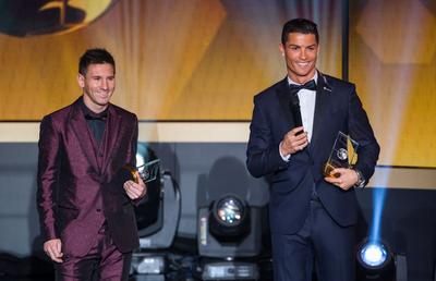 Messi și Ronaldo au declanșat un scandal în Anglia » Dialog halucinant: „Te-am văzut atârnând de șortul lui Cristiano”