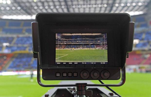 Scandal în direct! A plecat din emisiune după ce i s-a reproșat că a criticat un jucător al rivalei: „Un rușinos simbol al cenzurii și al dictaturii”