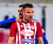 Sepsi a învins-o pe FCU Craiova, scor 4-0, și a obținut ultimul loc din play-off. Yassine Bahassa (30 de ani), extrema oltenilor, a încercat să ajungă la „centralul” Radu Petrescu după fluierul final.