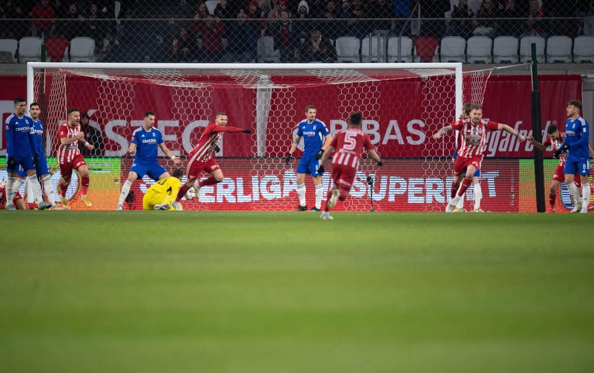 Sepsi - FCU Craiova, „finala” pentru play-off în SuperLiga