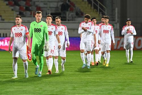 Fostul jucător al lui Dinamo nu le dă nicio șansă la promovare „câinilor”: „Nu au autocar, nu au nimic, doar datorii! Nu văd niciun viitor”