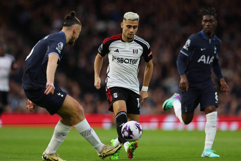Radu Drăgușin (22 de ani) a fost integralist în meciul în care Tottenham a pierdut la scor de neprezentare cu Fulham, în runda 29 din Premier League. Românul are partea lui de vină la golurile unu și trei.