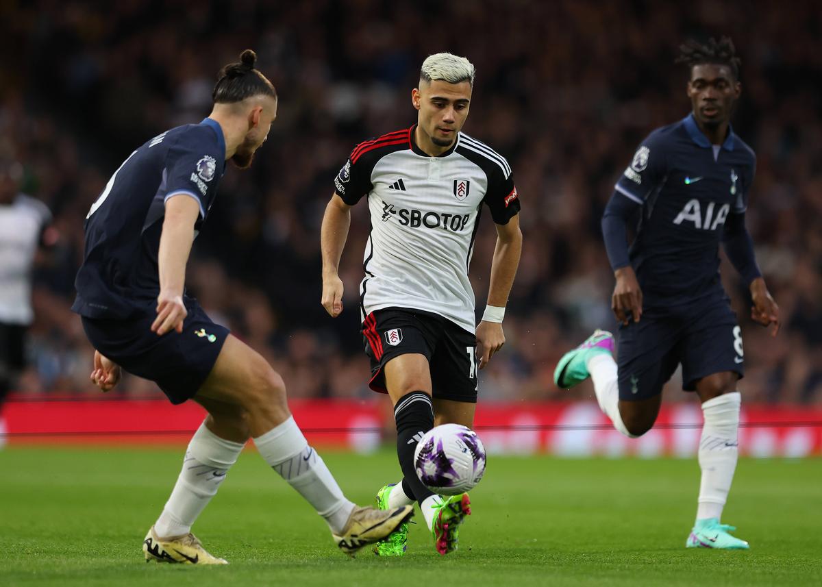 Ce notă a primit Drăgușin din partea britanicilor, după Fulham - Tottenham 3-0: „Un moment vital!”