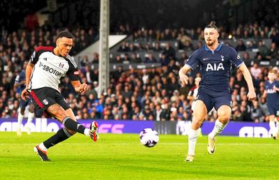 A greșit sau nu Radu Drăgușin la golul de 1-0 din Fulham - Tottenham? Raul Rusescu a dat verdictul la GSP Live