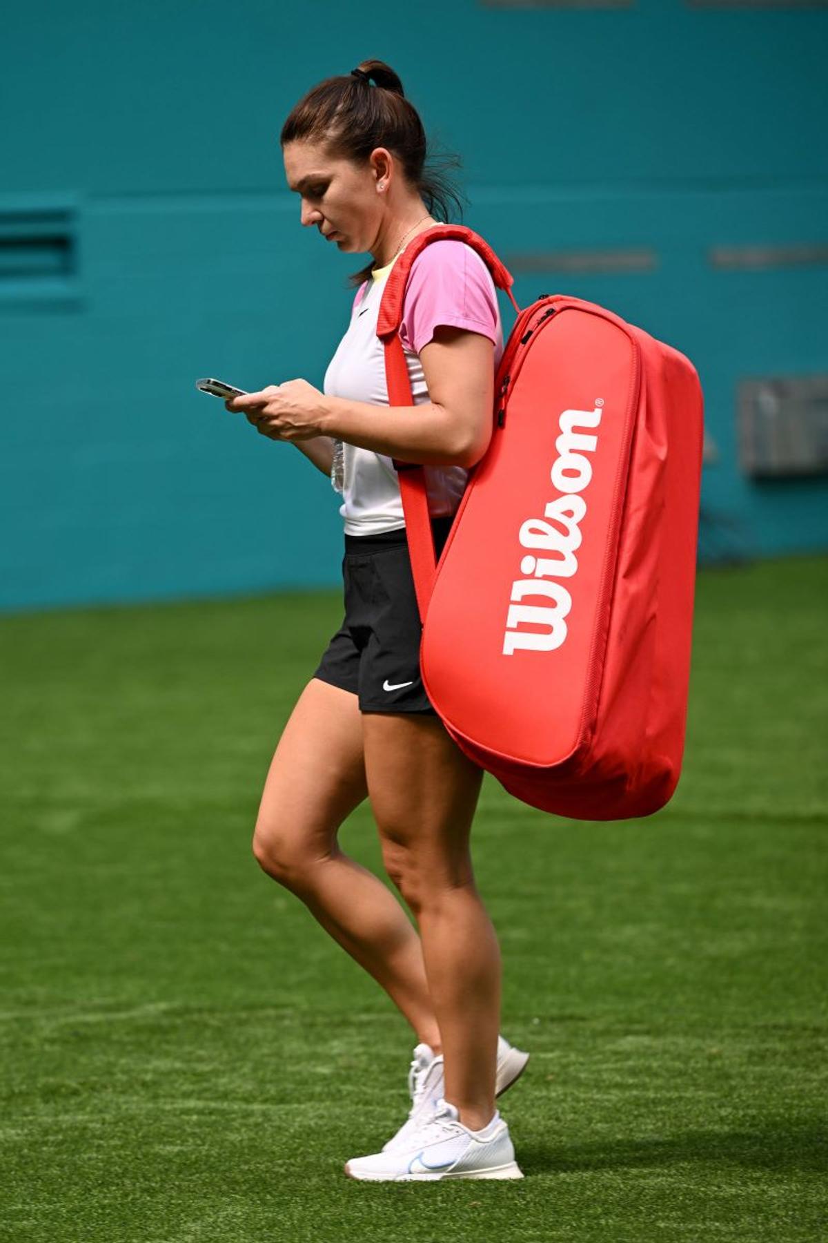 Omul-cheie care a adus-o pe Simona Halep la WTA Miami! Telefonul de urgență: „Nu voiam să asistăm la un masacru”