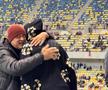 Dan Șucu, surprins la derby alături de jucătorul pe care a luat 500.000 de euro! Mircea Lucescu și Mircea Geoană sunt prezenți pe stadion