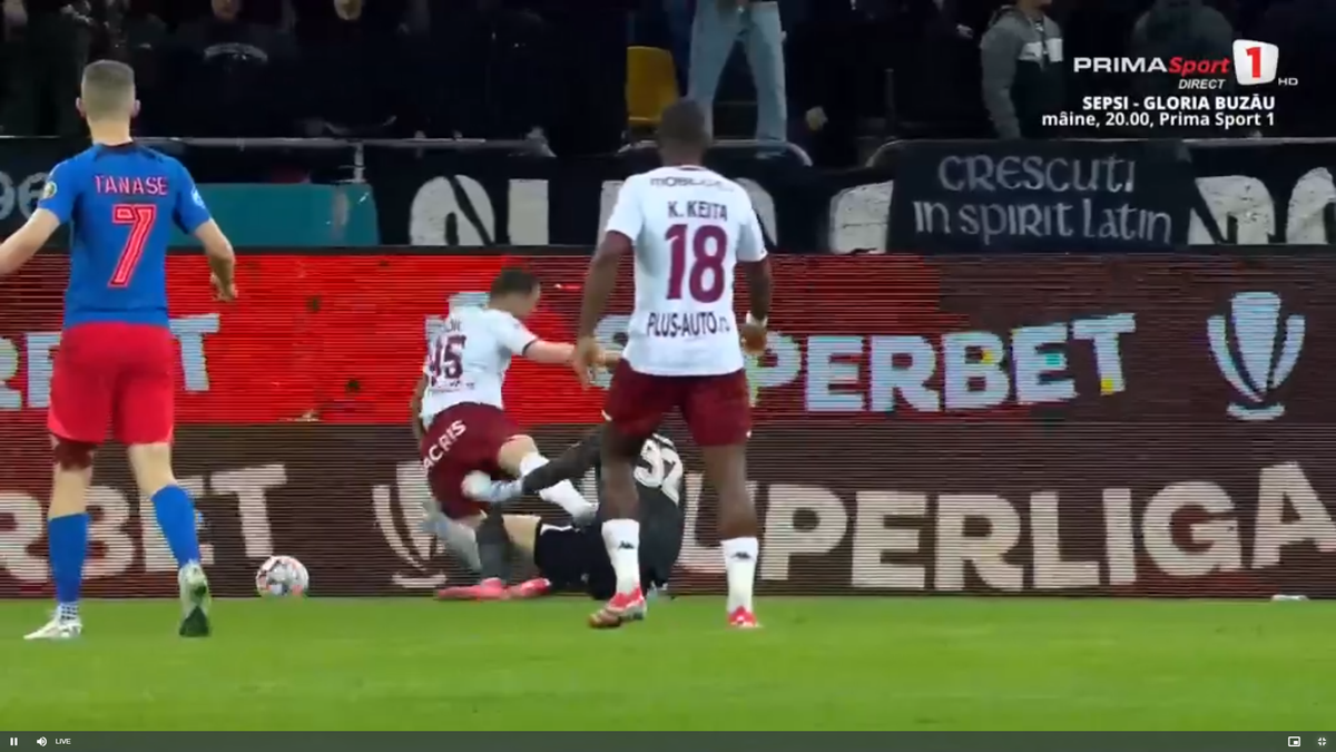 Faza din Rapid - FCSB care l-a făcut pe Marius Șumudică să ceară disperat intervenția VAR » Primul verdict al specialistului