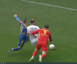 Gol de cascadorii râsului în Superliga! Ploaia de la Sibiu l-a doborât pe portarul Krell