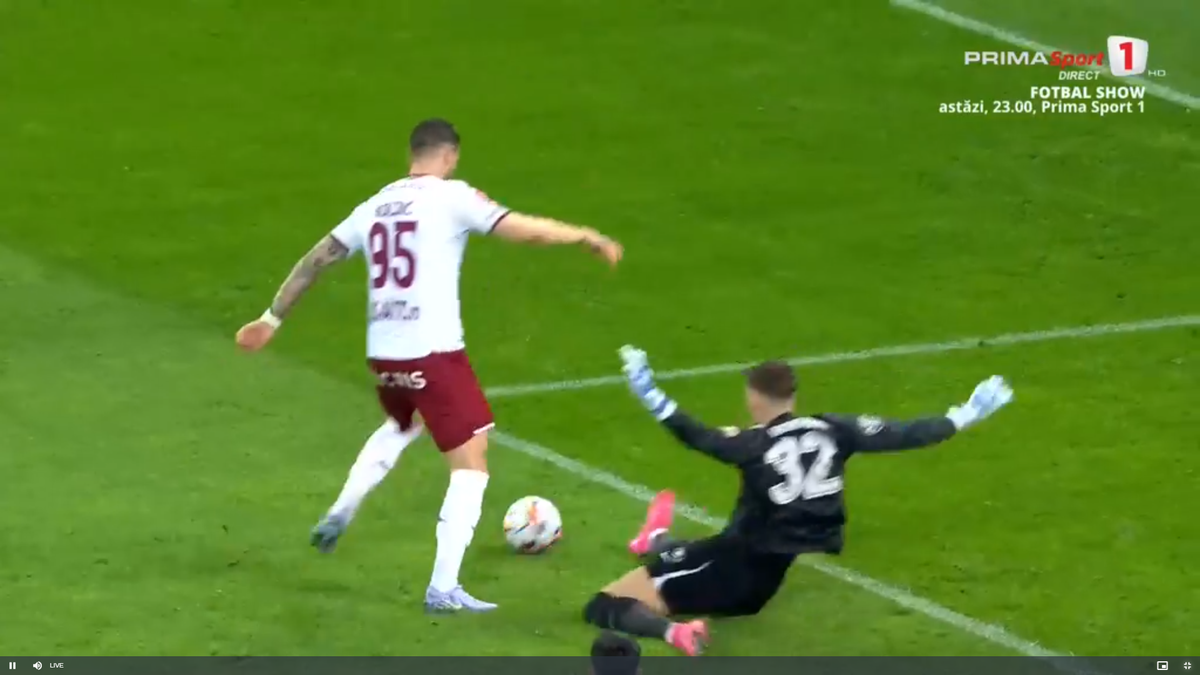 Faza din Rapid - FCSB care l-a făcut pe Marius Șumudică să ceară disperat intervenția VAR » Primul verdict al specialistului