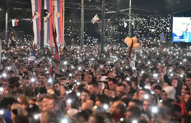 Imagini NEMAIVĂZUTE de la Belgrad: cel mai mare protest din istoria țării » Sute de mii de oameni pe străzi! Djokovic, printre sportivii care au susținut demersul