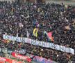 Galeria FCSB l-a îmbrăcat pe Șumudică în bufon! Jigniri și mesaje batjocoritoare: antrenorul s-a plâns la arbitru
