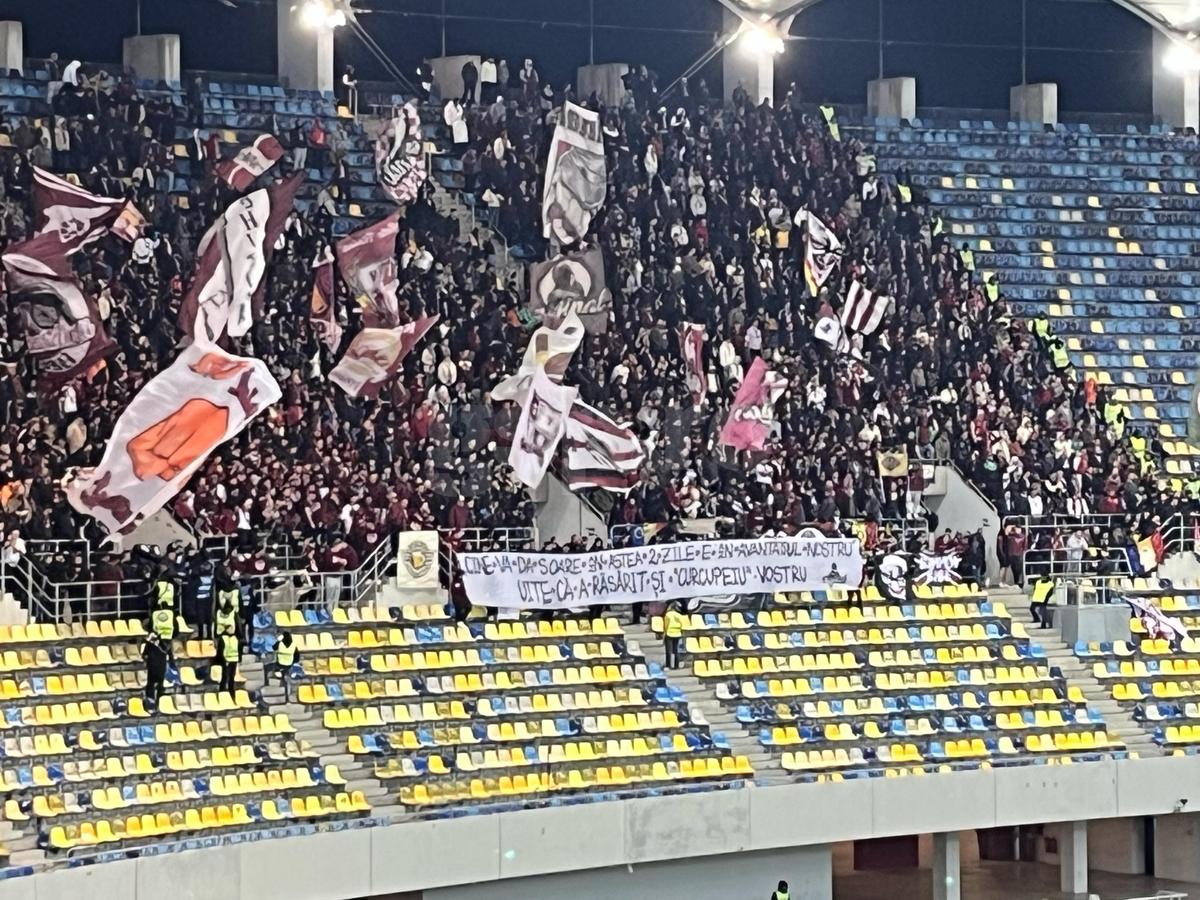 Toate mesajele galeriilor din FCSB - Rapid » Ironii tăioase și 4 bannere INTERZISE de Jandarmerie: „Nu reușiți în veci”