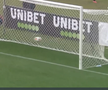 Gol de cascadorii râsului în Superliga! Ploaia de la Sibiu l-a doborât pe portarul Krell