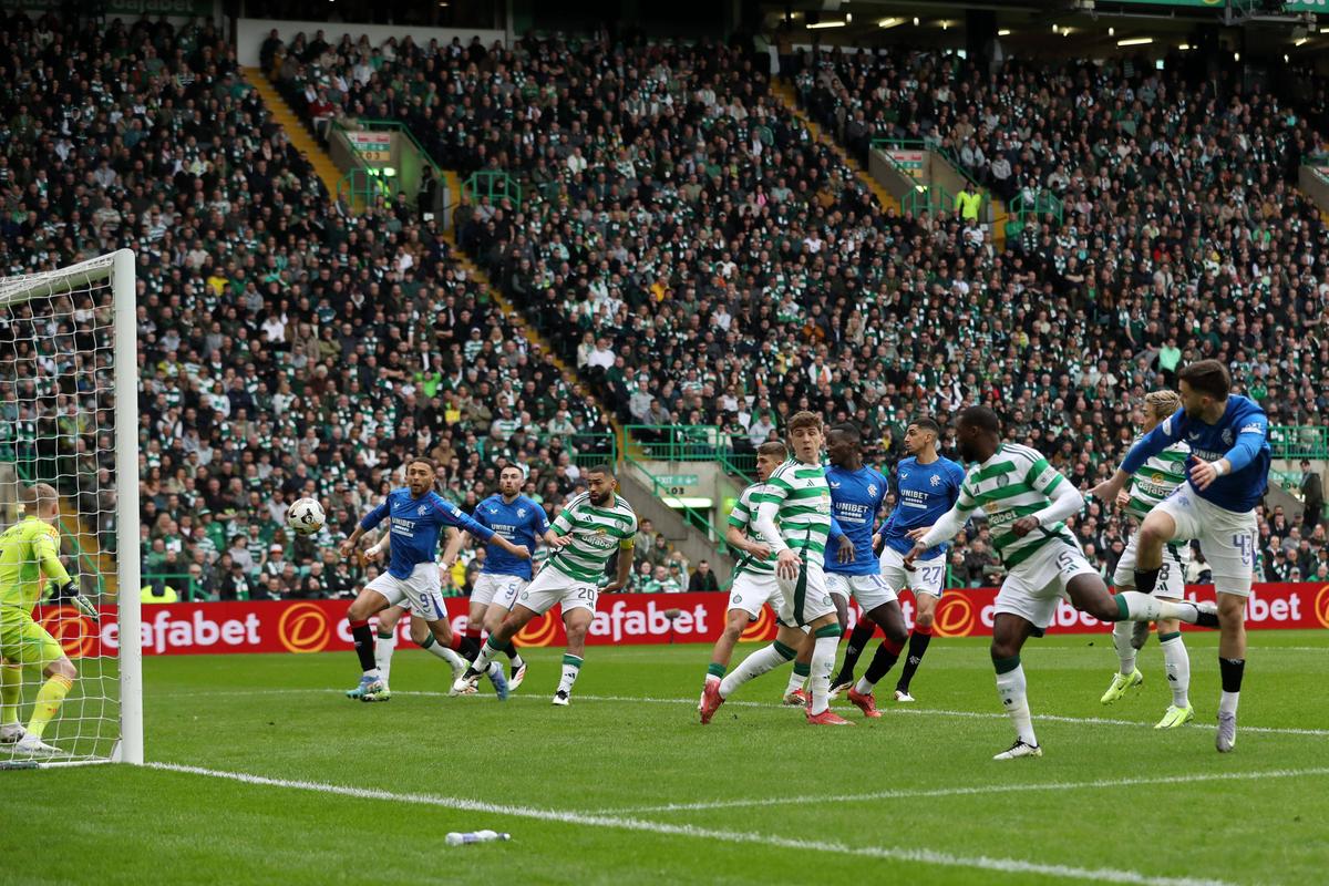 Final palpitant în Celtic - Rangers, cu Ianis Hagi pe teren! » „Old Firm” cu 5 goluri, decis în minutul 88