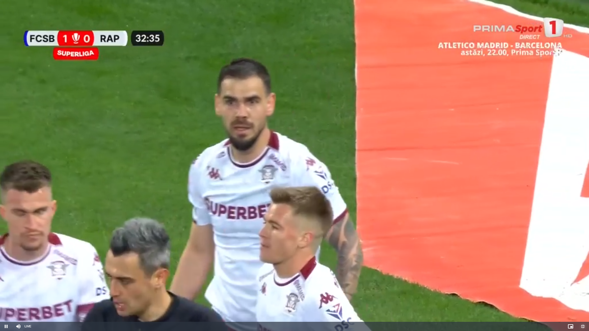 Rapid a cerut penalty în prima repriză a derby-ului cu FCSB