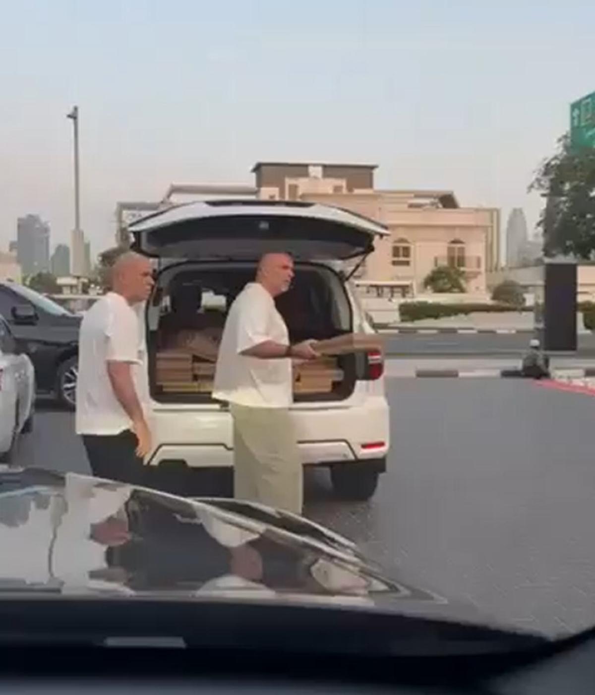 Cosmin Olăroiu, gest superb în Dubai » Cum a fost surprins antrenorul român