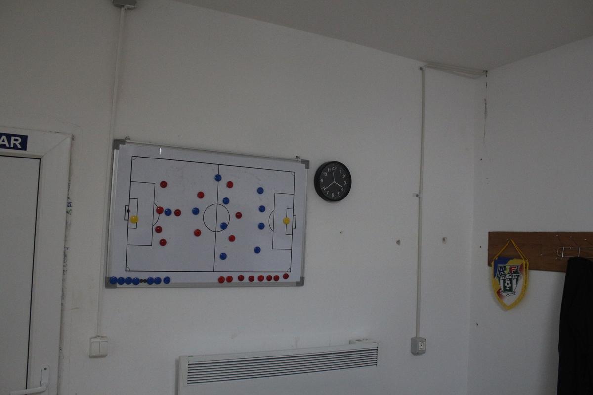 Cum arată acum stadionul pe care Borcea i-a stins țigara pe frunte lui MM Stoica » De la Dinamo, Hamburg și Olanda la Real Cosâmbești și Bărăganul Ciulnița