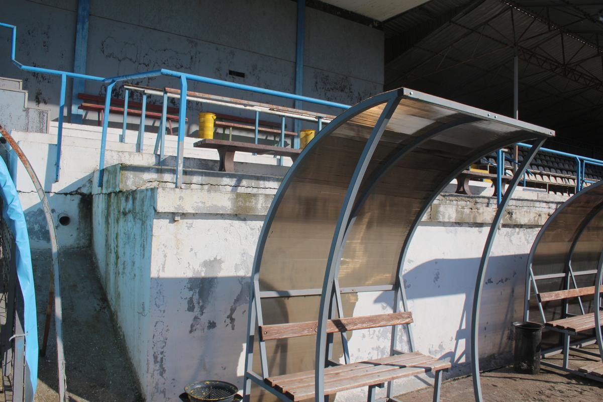 Cum arată acum stadionul pe care Borcea i-a stins țigara pe frunte lui MM Stoica » De la Dinamo, Hamburg și Olanda la Real Cosâmbești și Bărăganul Ciulnița