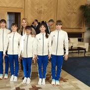 Nadia alături de tinerele gimnaste de la Onești FOTO Luminița Paul