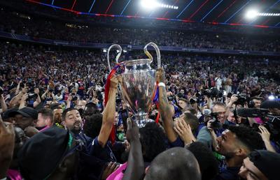 UEFA a anunțat prețul biletelor pentru finala Ligii Campionilor 2026! Meciul se joacă aproape de România