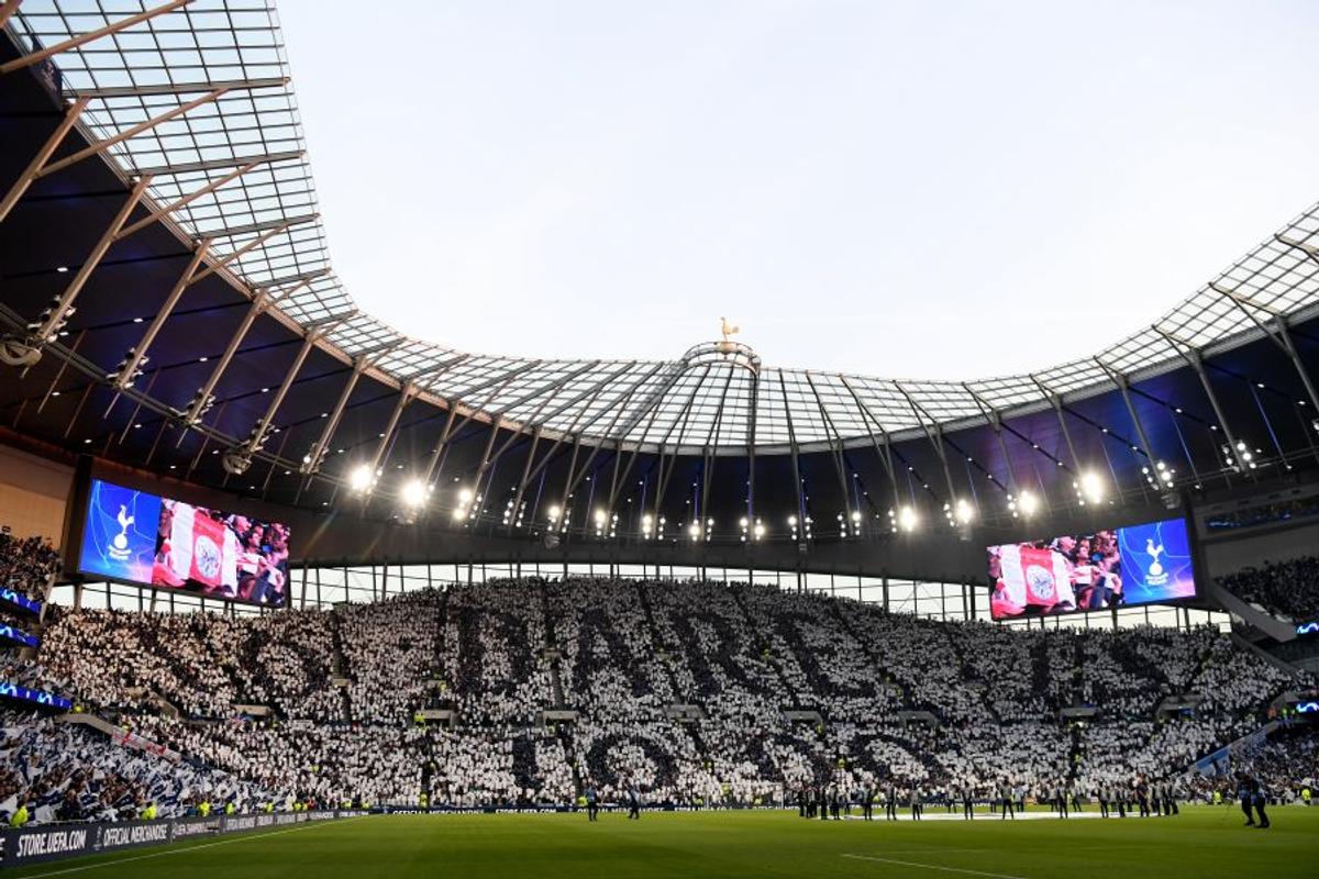 Tranzacția mileniului în Premier League: 250 de milioane de lire sterline dați de bossul de la Amazon unei echipe din top