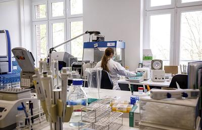 COVID-19. Fostul jucător de la Rapid și FCSB oferă detalii din SUA, cea mai afectată țară de coronavirus: „E obligatoriu, altfel suntem amendați”