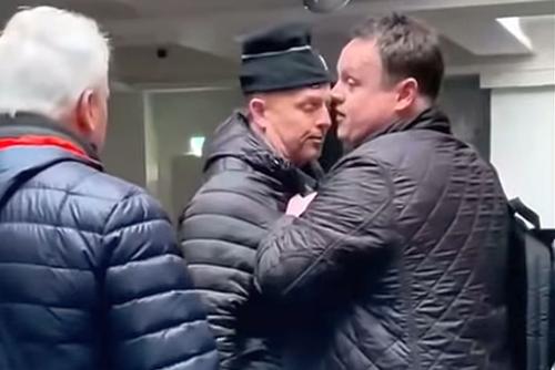 Neil Lennon, în centru // foto: captură YouTube